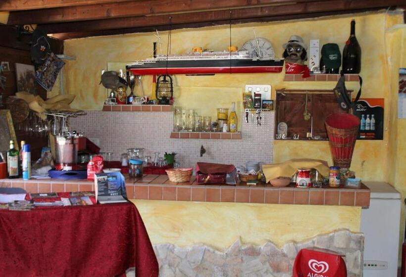 בקתה סטנדרטית, Bungalow Janet