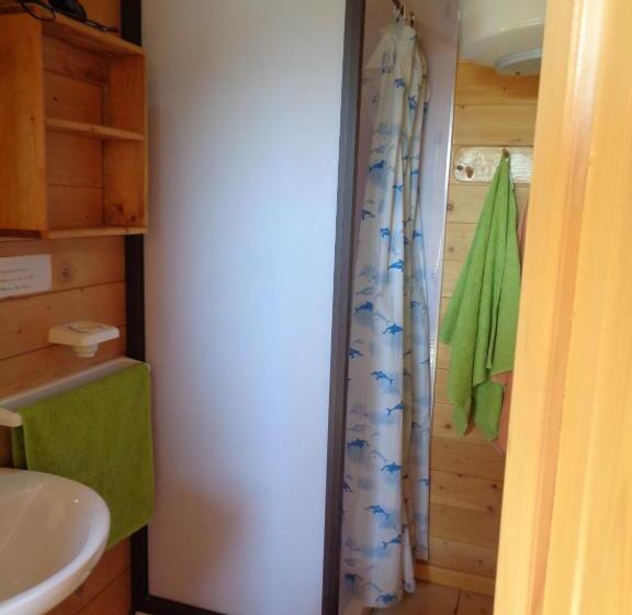 בקתה סטנדרטית, Bungalow Janet