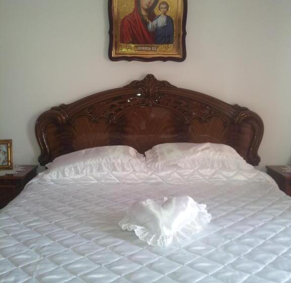 Номер Стандарт Совместная Ванная, Pensiunea Floare De Bucovina