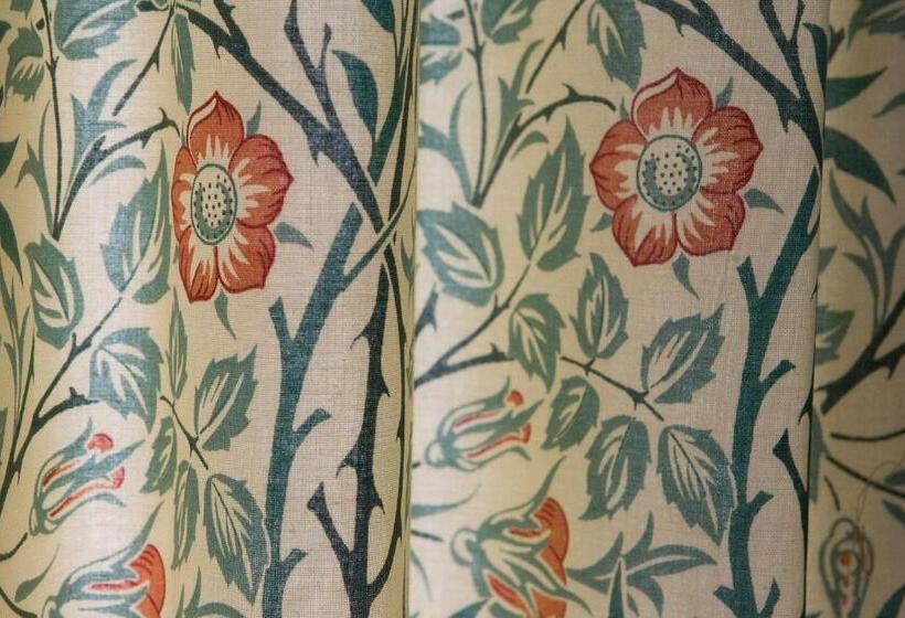 スタンダードルーム, Burnside B&b