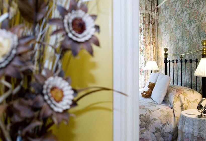 デラックスルーム, Burnside B&b