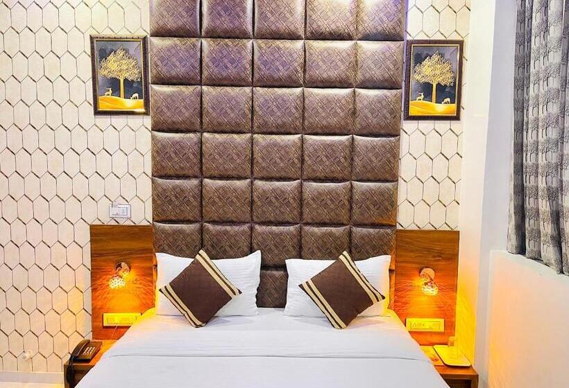 디럭스 룸 가든 전망, Avenue