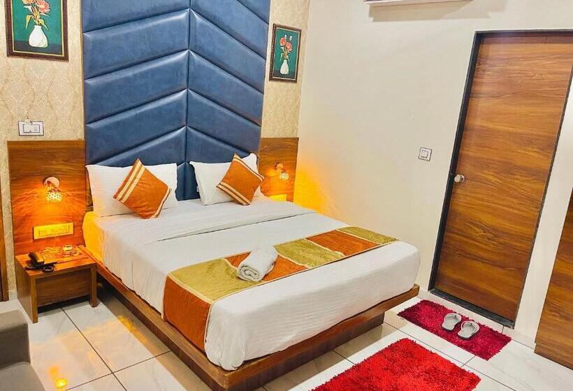 디럭스 룸 가든 전망, Avenue