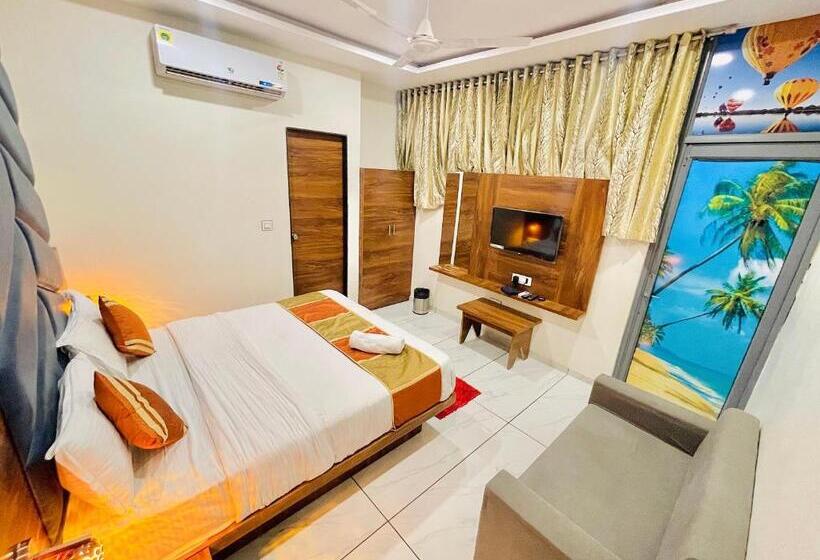 디럭스 룸 가든 전망, Avenue