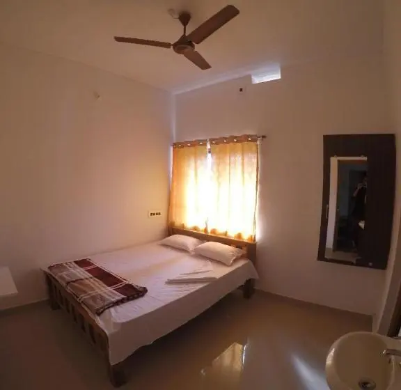 エコノミールーム, Aikya Homestay