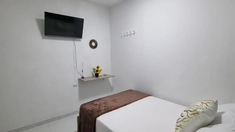 اتاق اکونومی, Garden Home Hostal
