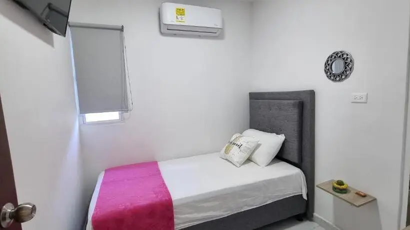 اتاق استاندارد یک نفره, Garden Home Hostal