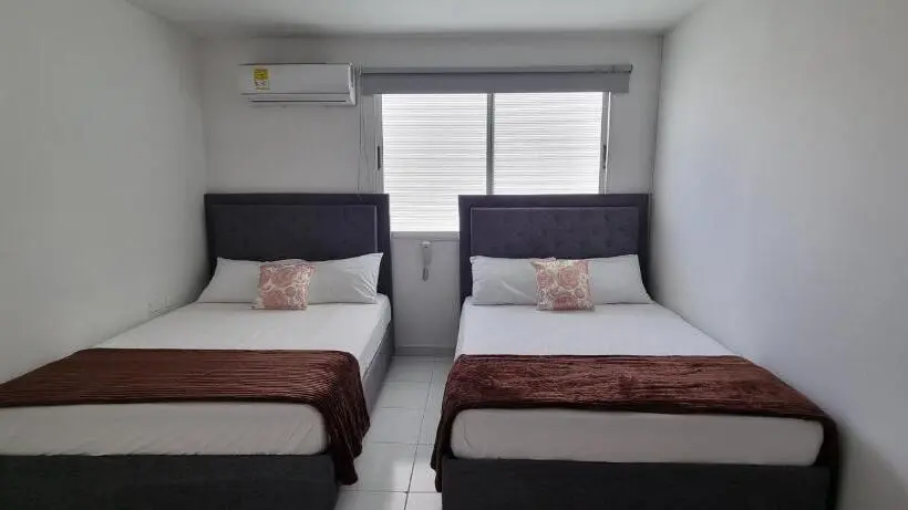اتاق استاندارد چهار تخته, Garden Home Hostal