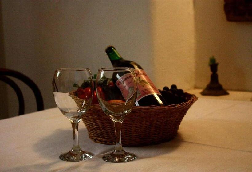 דירת חדר בקומת קרקע, Guest House Lucijo