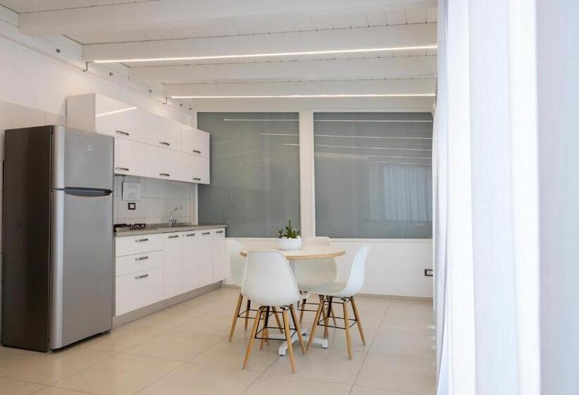 اتاق سوپریور خانوادگی, Mary Vi Rooms