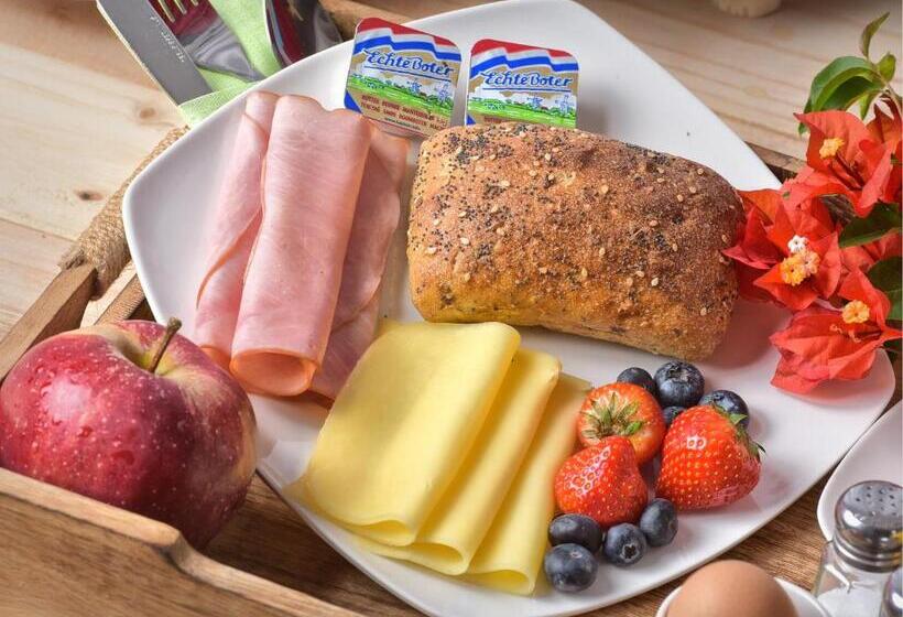 اتاق لوکس, Turquoise B&b