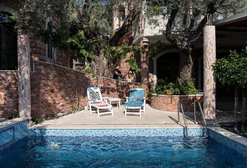 اتاق استاندارد, Apartments And Rooms Levantin Inn