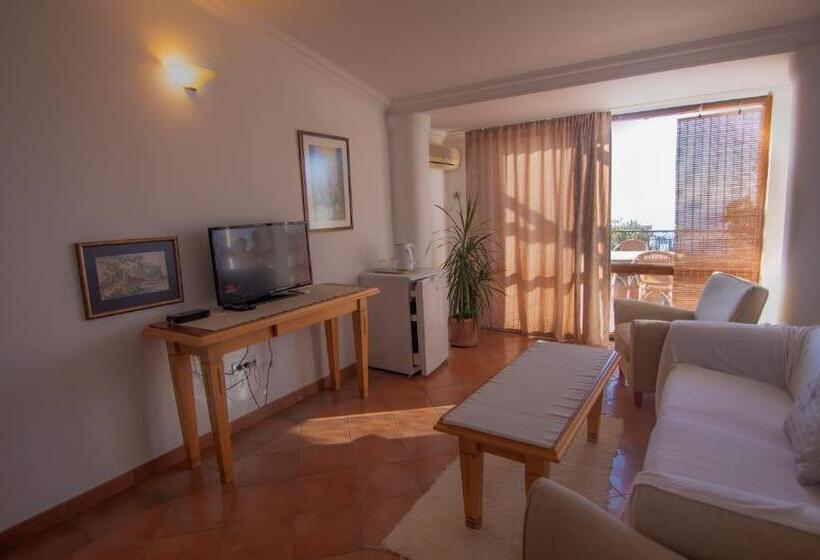 سوییت با چشمانداز دریا, Apartments And Rooms Levantin Inn