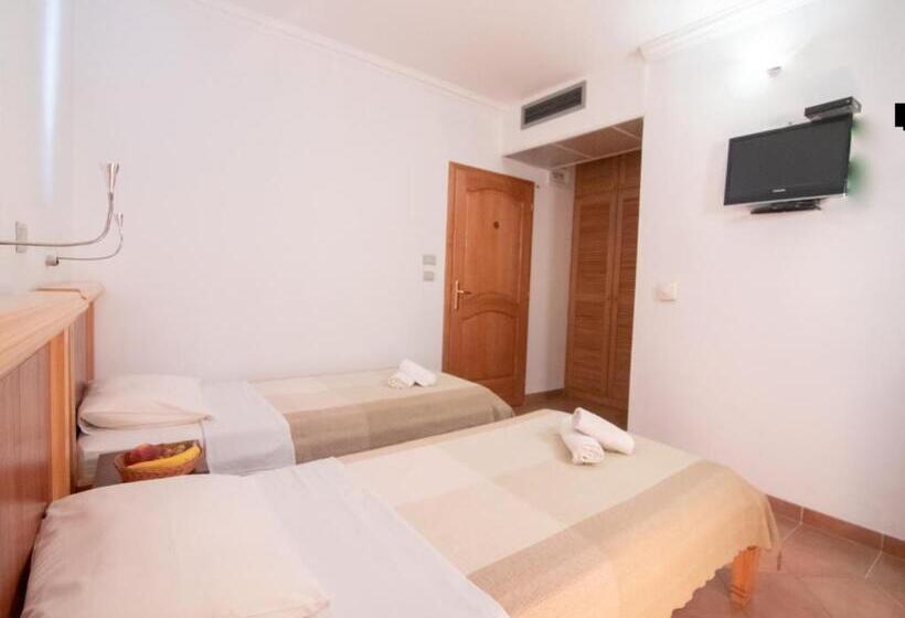 اتاق استاندارد, Apartments And Rooms Levantin Inn
