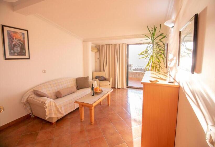 سوییت با چشمانداز دریا, Apartments And Rooms Levantin Inn