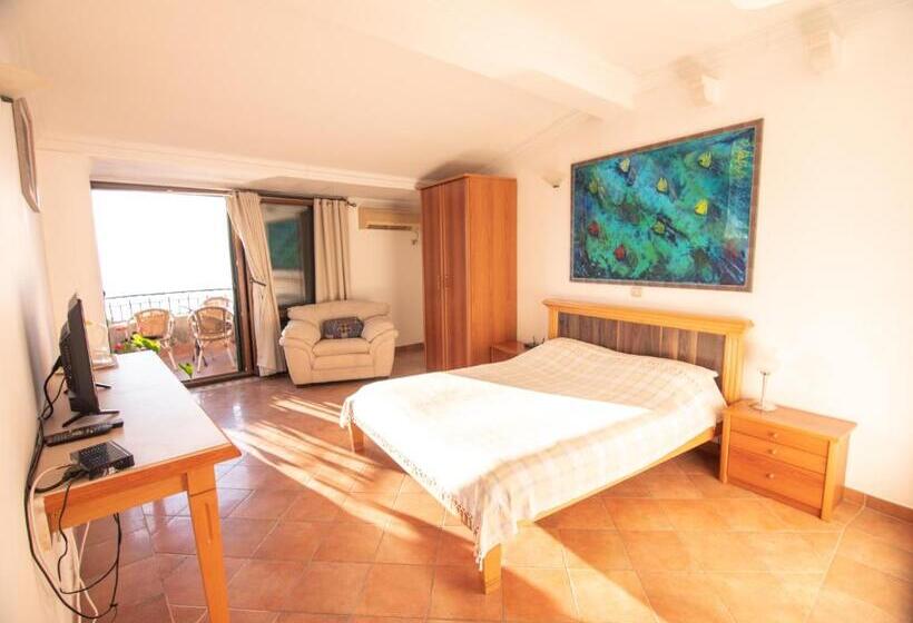 سوییت با چشمانداز دریا, Apartments And Rooms Levantin Inn