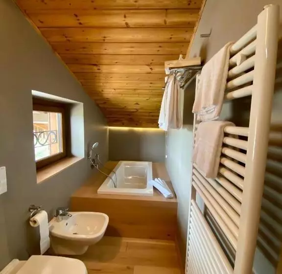 屋根裏部屋風スタンダードルーム, Rutzer Hotel Ristorante & Panoramic Spa