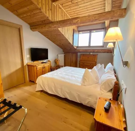 屋根裏部屋風スタンダードルーム, Rutzer Hotel Ristorante & Panoramic Spa