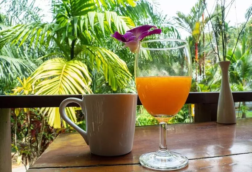 ガーデンビューのスタンダードバンガロー, Ao Nang Baan Suan Resort