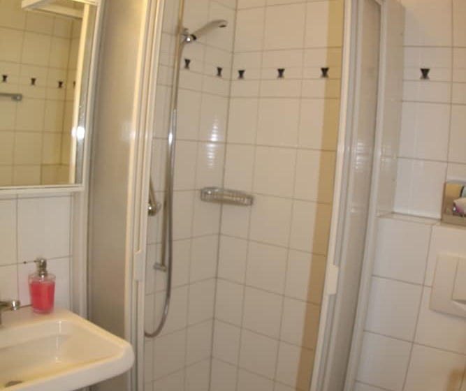 스탠다드 싱글 룸, Belmont