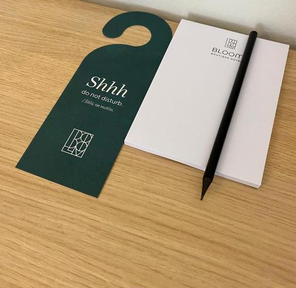 اتاق استاندارد, Bloom