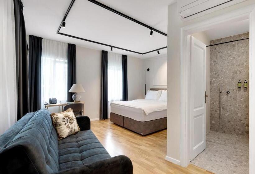 اتاق سوپریور, Bloom