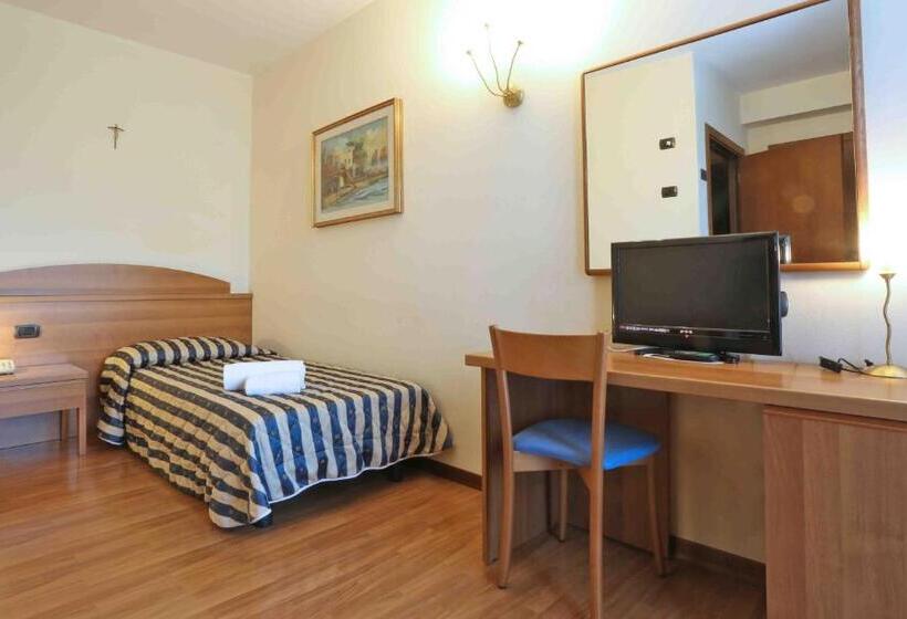 スタンダードシングルルーム, Costabella