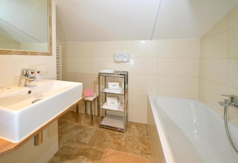 标准间, Edelweiß