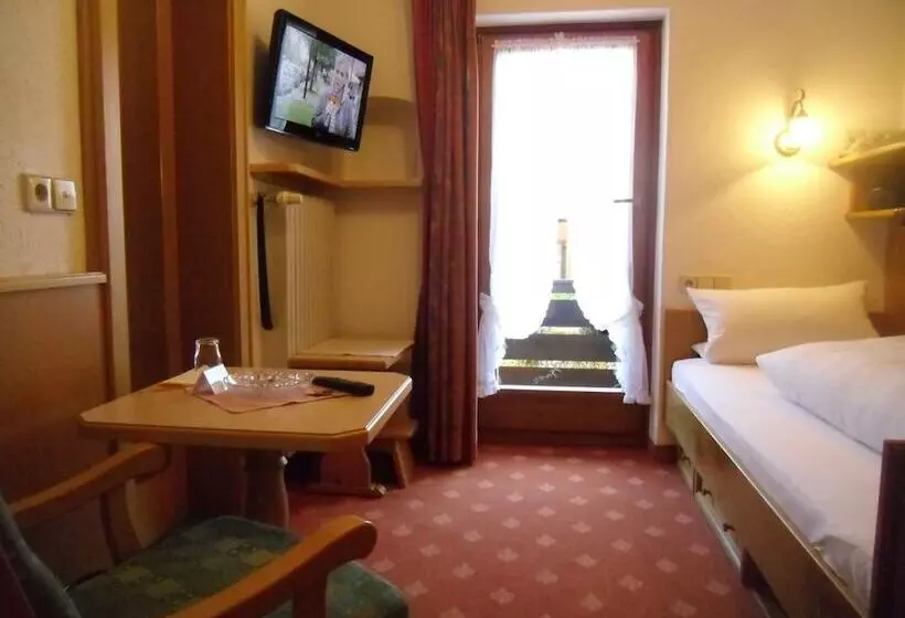 Comfort Yhden Hengen Huone, Edelweiß