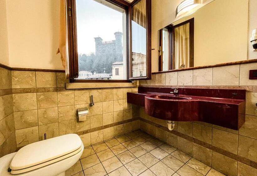 스탠다드 룸, Elefante