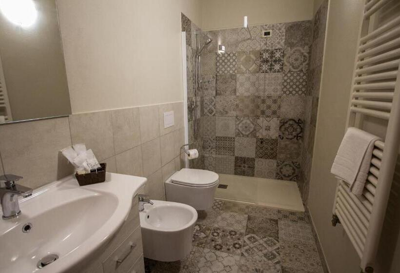 수피리어 룸 도시 전망, Elefante