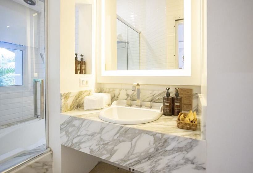 سوییت, Felissimo Exclusive