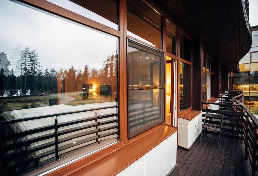 חדר סופריור, Forrestmix Club