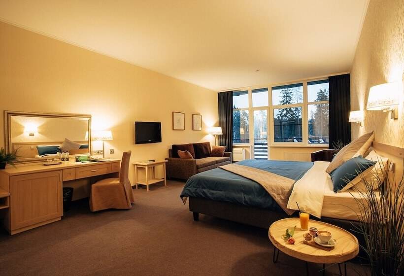 חדר סופריור, Forrestmix Club