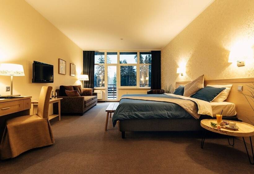 חדר סופריור, Forrestmix Club