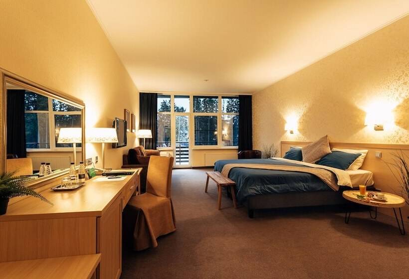 חדר סופריור, Forrestmix Club