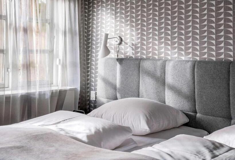 小型套房, Gl Skovridergaard