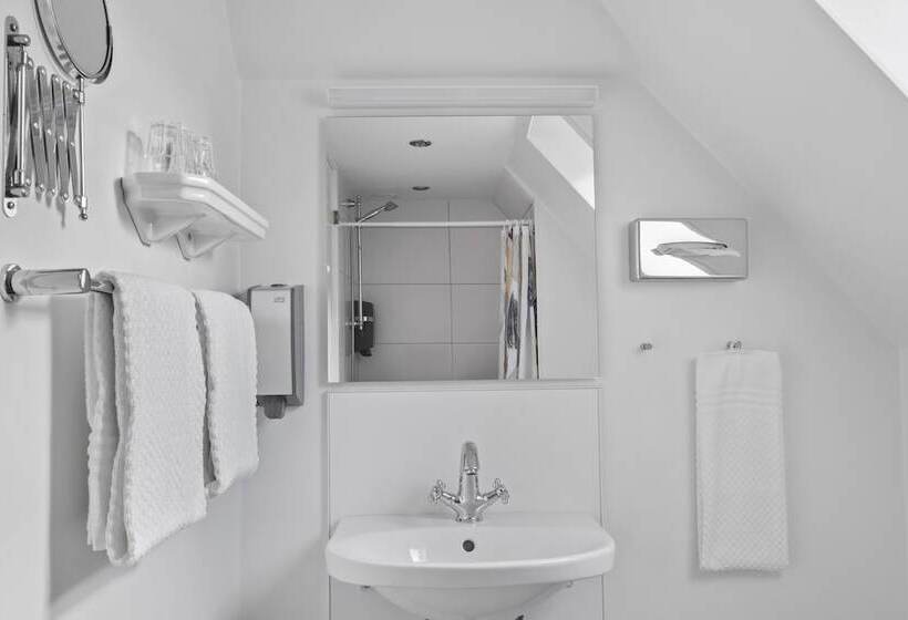 标准间, Gl Skovridergaard