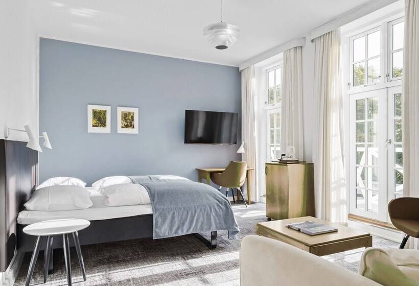 标准间, Gl Skovridergaard