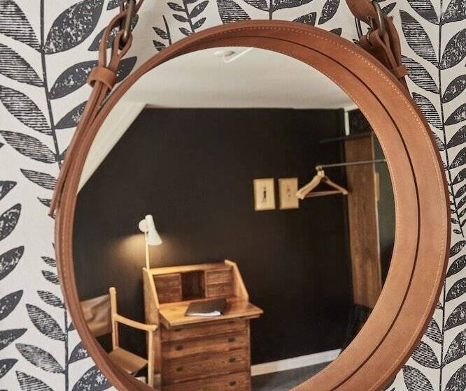 标准单人间, Gl Skovridergaard