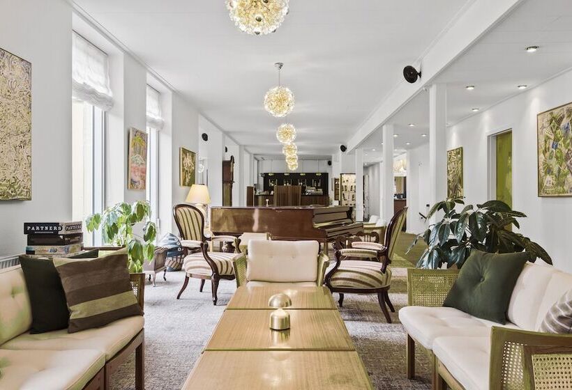 标准间, Gl Skovridergaard