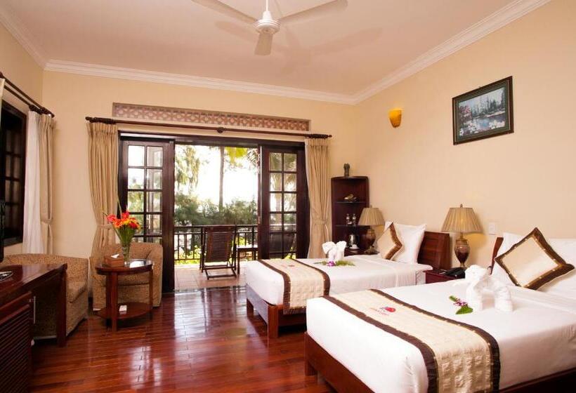 بانگلوی استاندارد, Golden Coast Resort & Spa