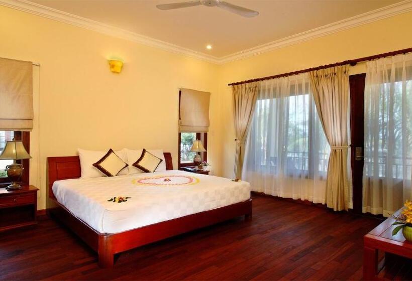 بانگلوی استاندارد, Golden Coast Resort & Spa