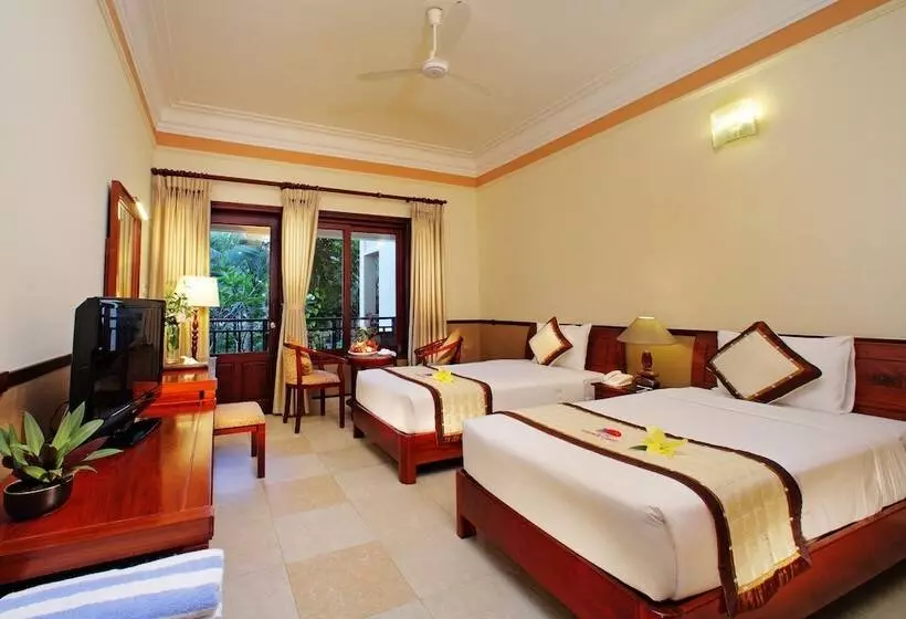 Superior Room Garden View