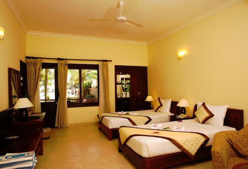 اتاق لوکس با چشمانداز دریا, Golden Coast Resort & Spa