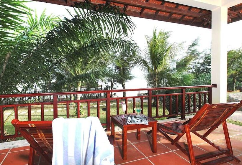 بانگلوی استاندارد, Golden Coast Resort & Spa