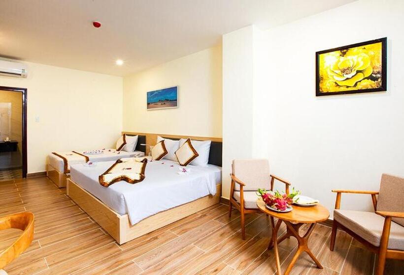 Triple Room Sea View, Golden Coast Resort & Spa