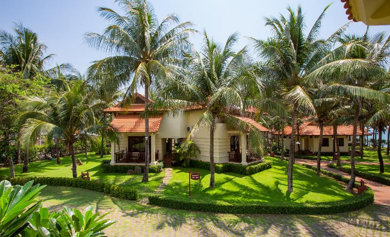 اتاق لوکس با چشمانداز دریا, Golden Coast Resort & Spa