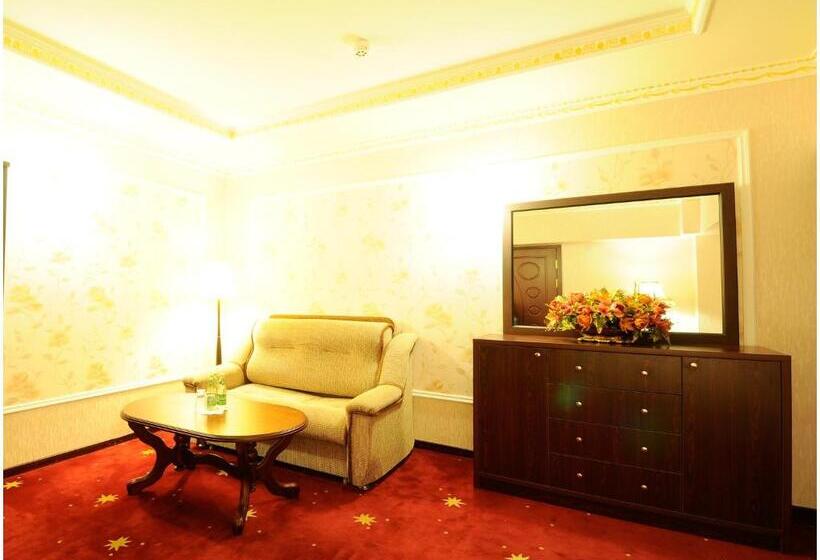 Suite, Golden Valley