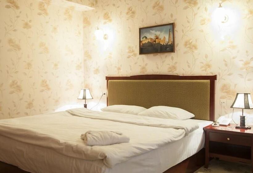 Suite, Golden Valley